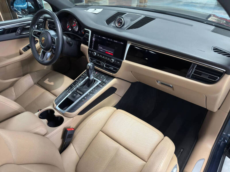 2020 Porsche Macan S