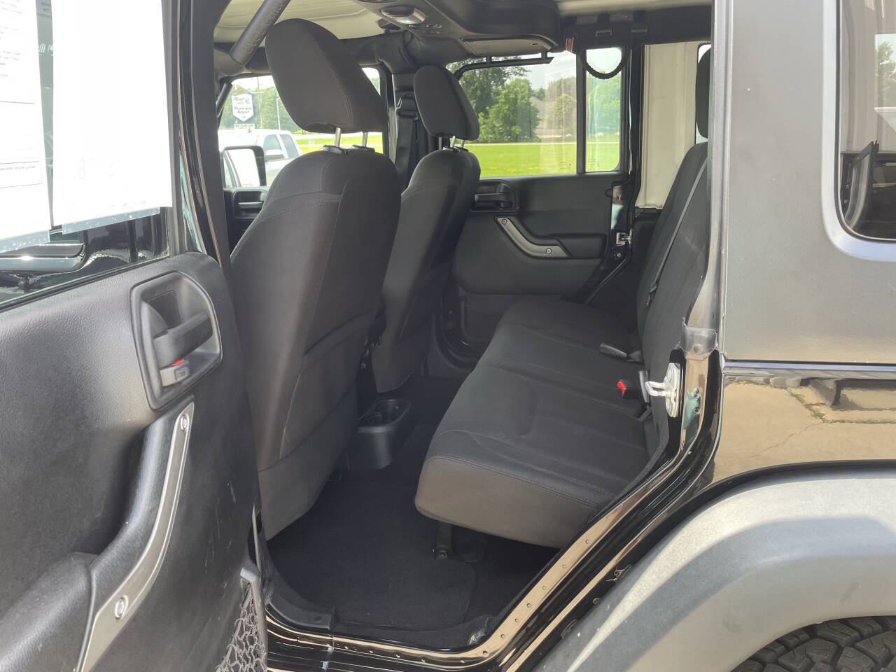2016 Jeep Wrangler Unlimited Sport photo 6