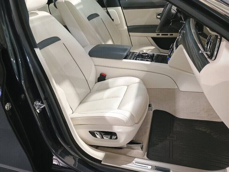 2021 Rolls-Royce Ghost 104