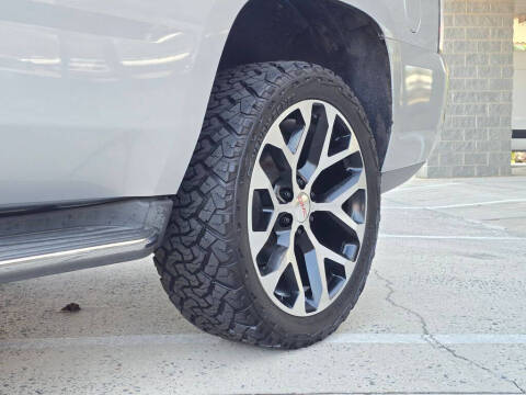 2017 GMC Yukon SLE