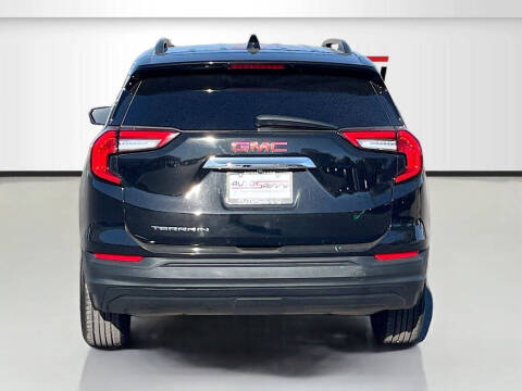 2022 GMC Terrain SLE