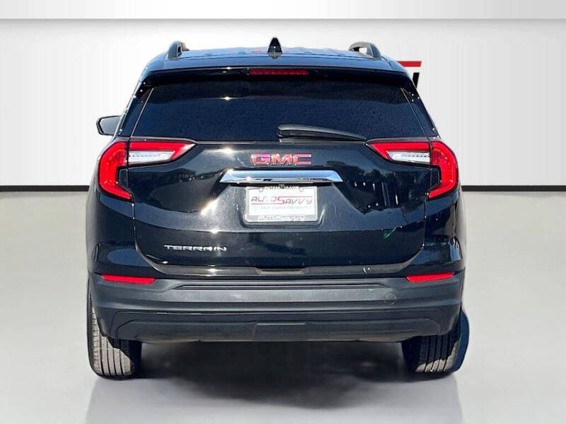 2022 GMC Terrain SLE