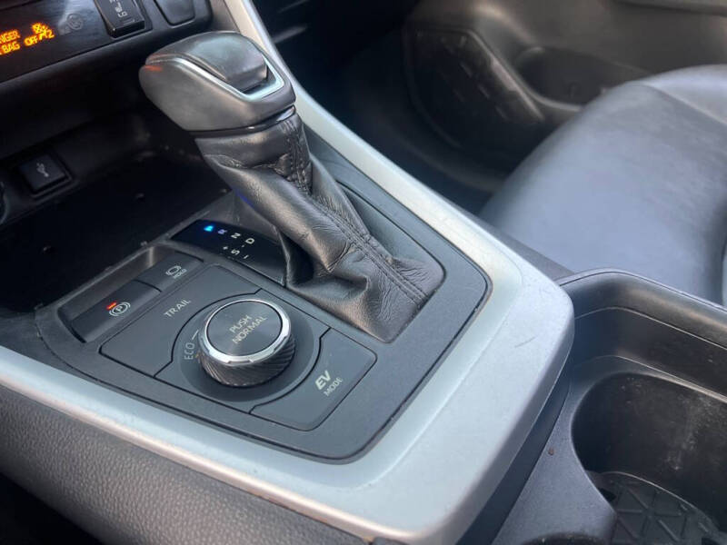 2021 Toyota RAV4 Hybrid XLE Premium