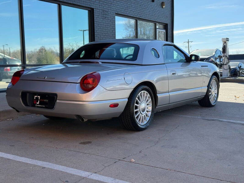 2004 Ford Thunderbird Deluxe