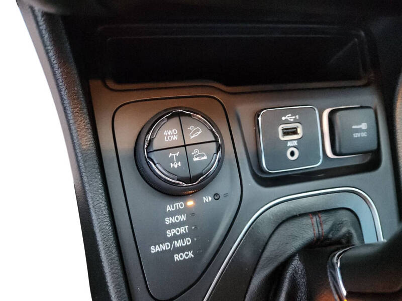 2022 Jeep Cherokee Trailhawk