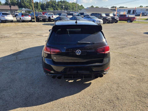 2018 Volkswagen Golf R 4Motion
