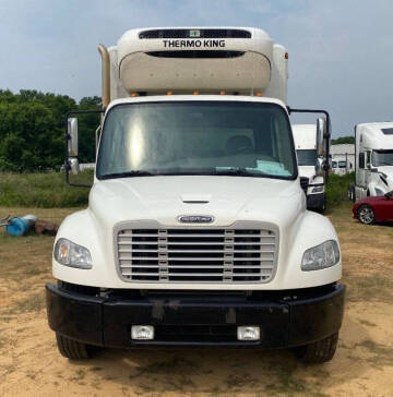 2019 Freightliner M2 106