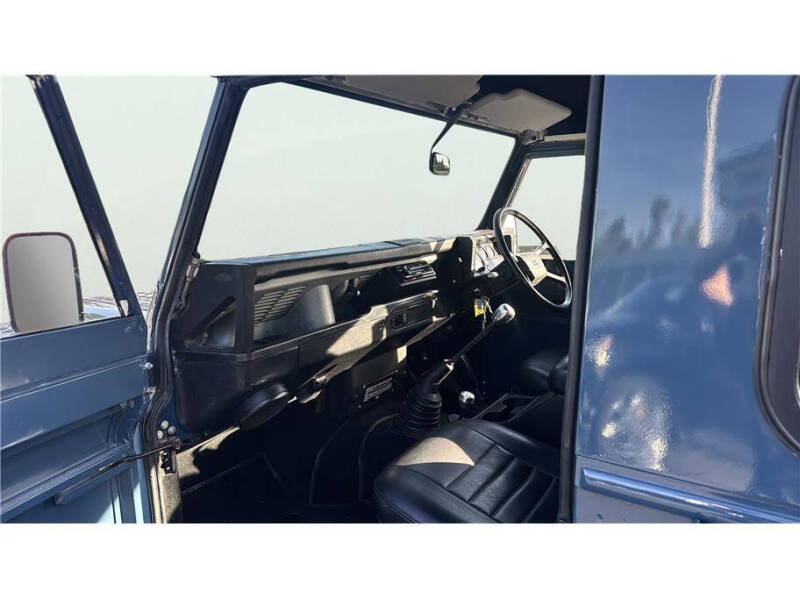 1991 Land Rover Defender
