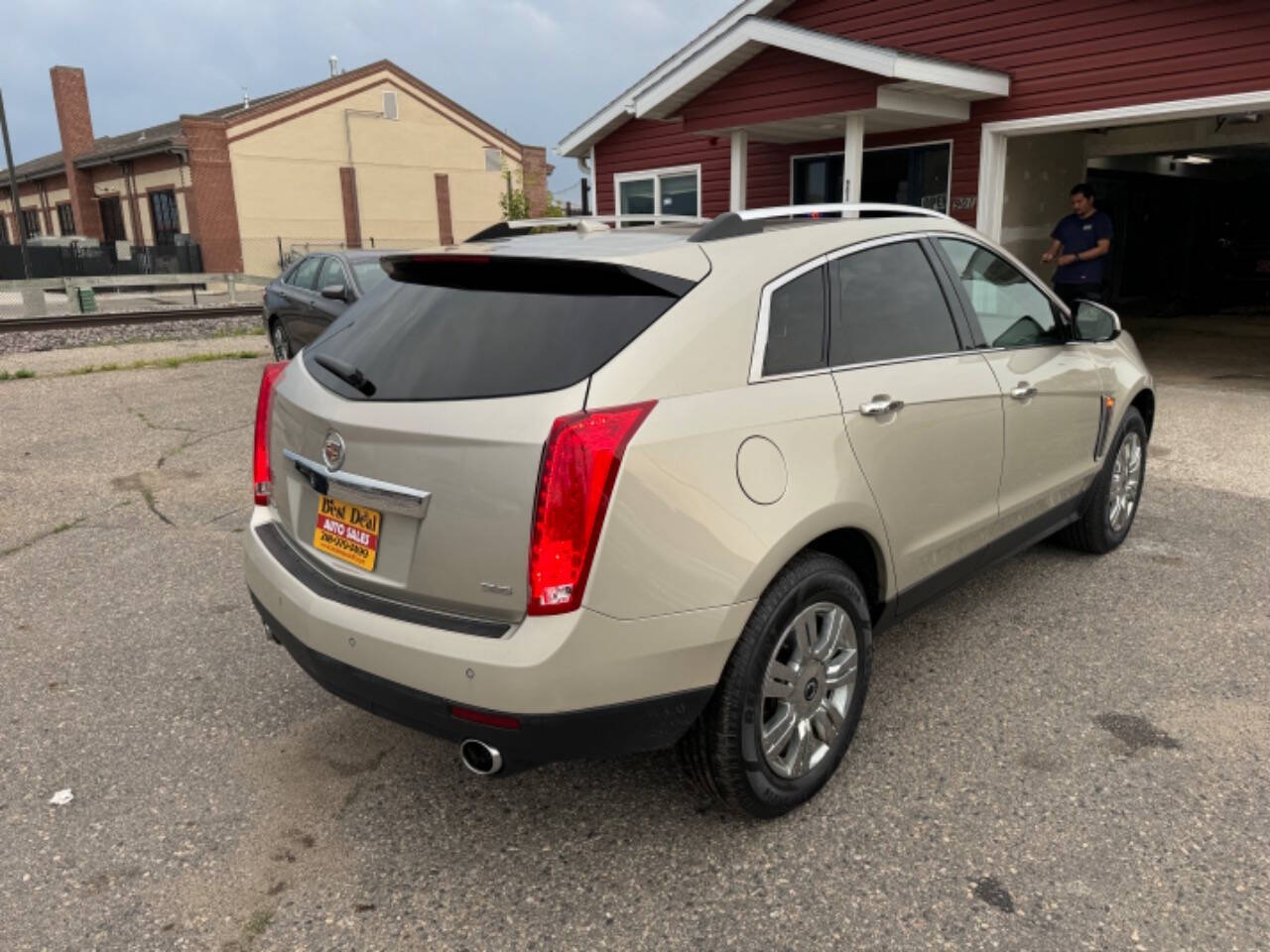 2013 Cadillac SRX for sale at BEST DEAL AUTO SALES in Moorhead, MN