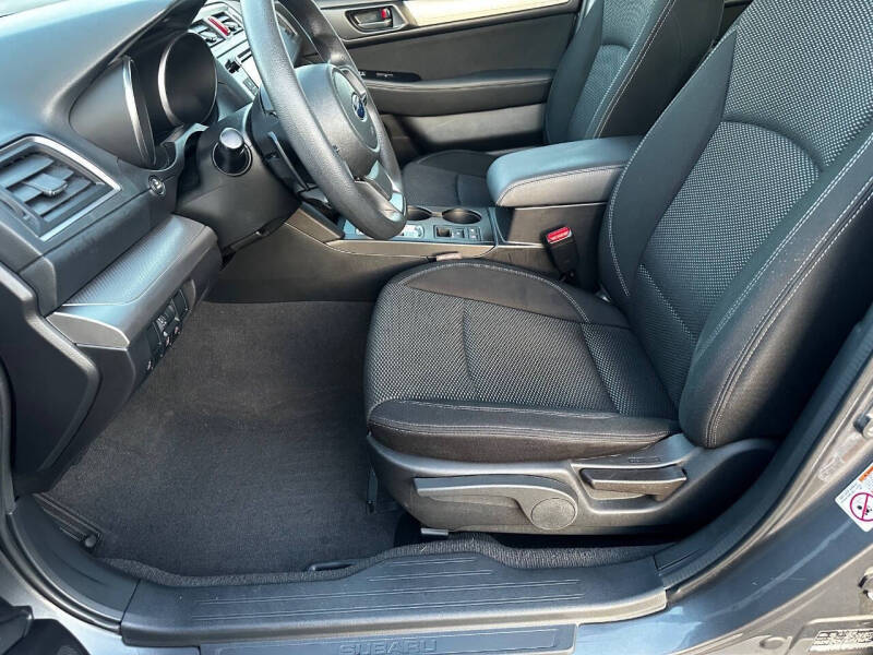 2019 Subaru Outback 2.5i