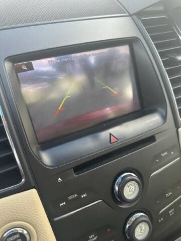 2013 Ford Taurus SEL