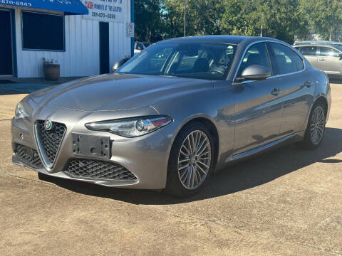 2017 Alfa Romeo Giulia for sale at Discount Auto Company in Houston TX