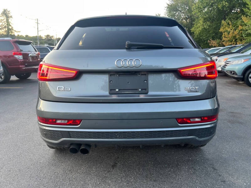 2017 Audi Q3 2.0T quattro Prestige