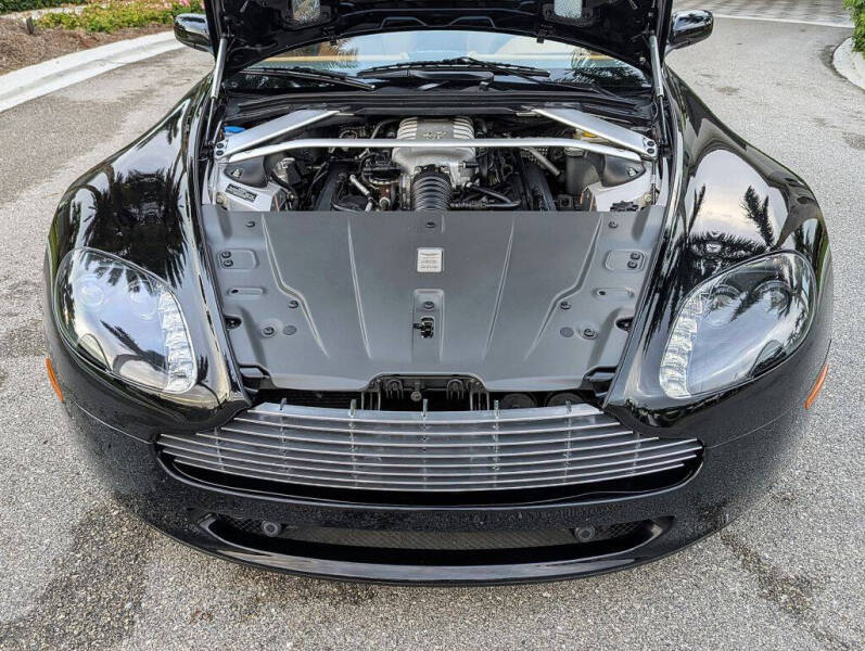 2009 Aston Martin V8 Vantage