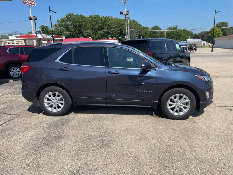 Used 2018 Chevrolet Equinox LT with VIN 3GNAXJEV3JS503517 for sale in Maquoketa, IA