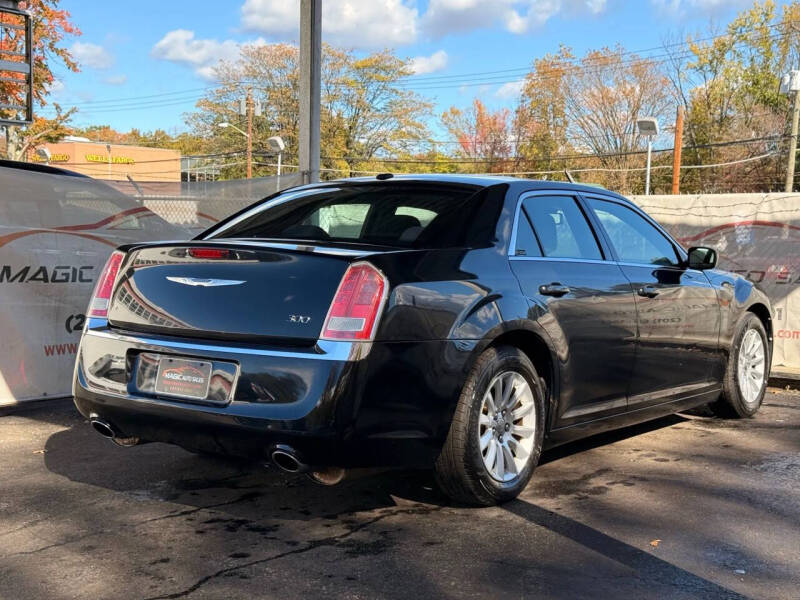 2012 Chrysler 300