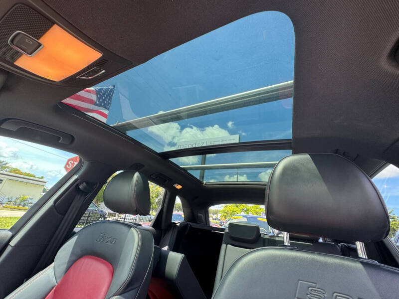 2014 Audi SQ5 3.0T quattro Premium Plus