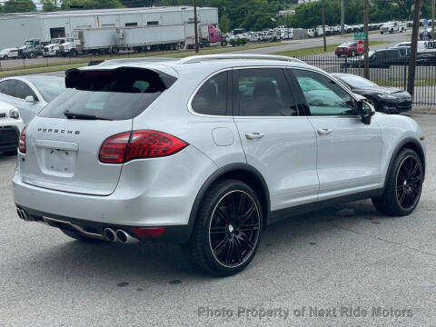 2011 Porsche Cayenne Tiptronic