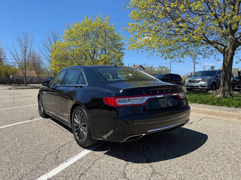 2017 Lincoln Continental Select