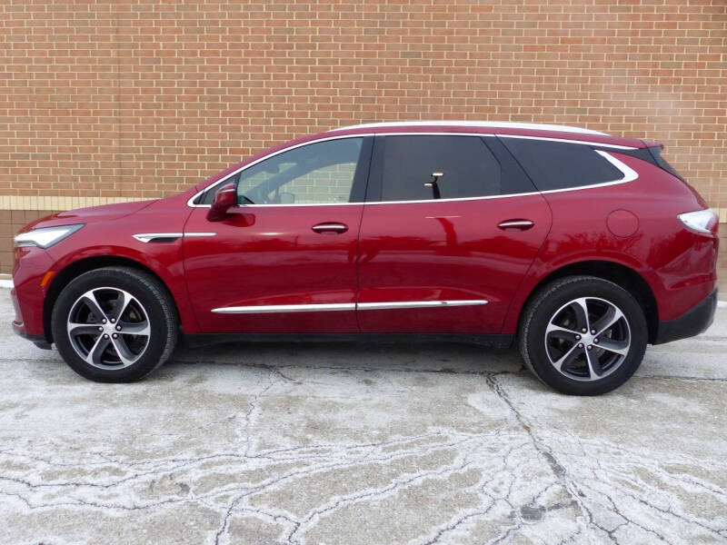 2022 Buick Enclave Essence
