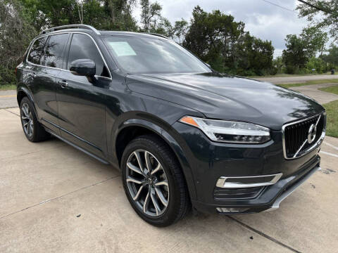 2017 Volvo XC90 T6 Momentum