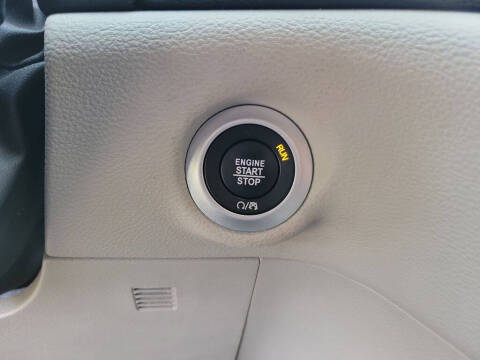 2024 Chrysler Pacifica Plug-In Hybrid Select
