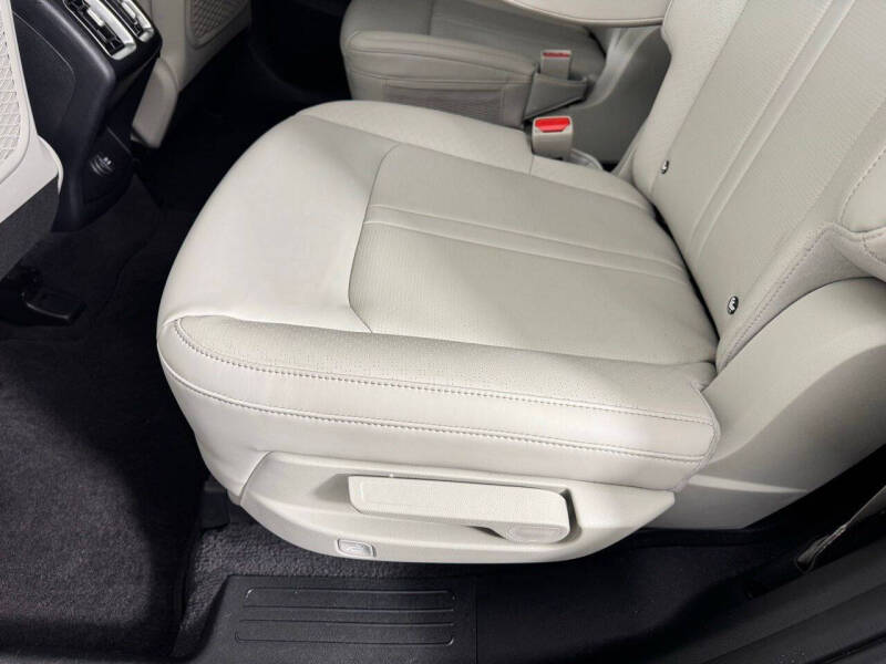 2024 Kia Sorento X-Line EX