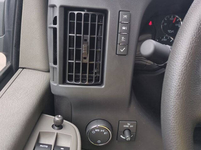 2025 Chevrolet Express 2500