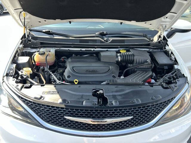 2021 Chrysler Voyager LXi