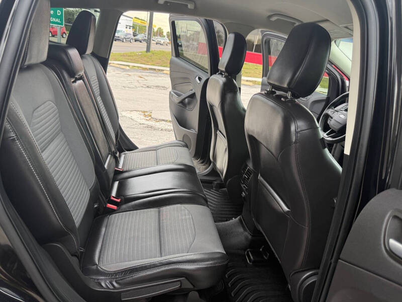 2019 Ford Escape SE