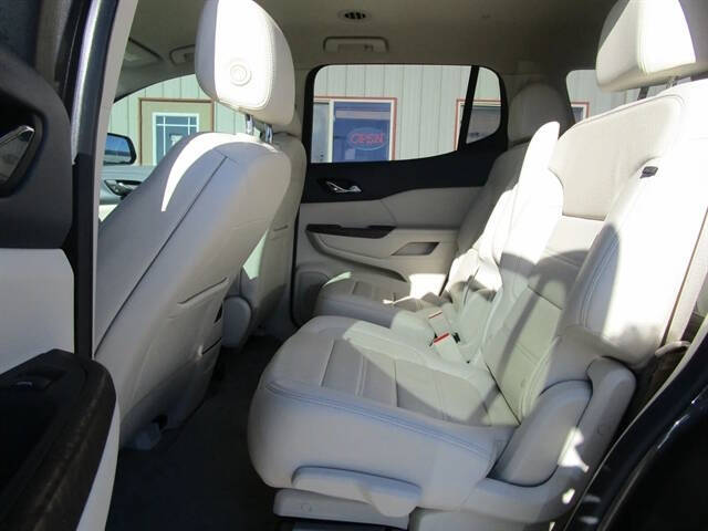 2020 GMC Acadia Denali