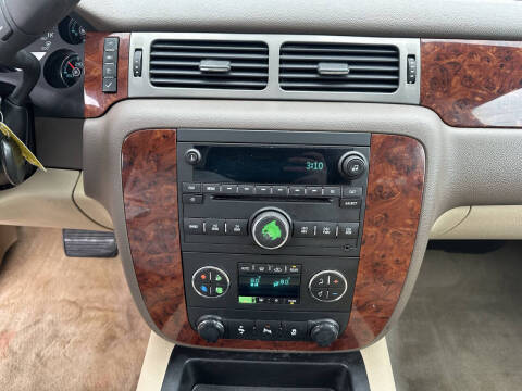 2012 Chevrolet Suburban LT