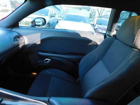 2016 Dodge Challenger SXT