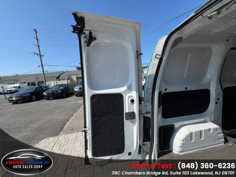 2015 Nissan NV200