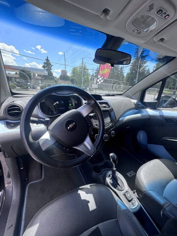 2014 Chevrolet Spark EV 2LT