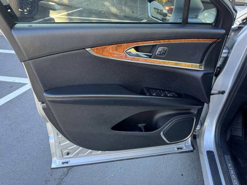 2016 Lincoln MKX Reserve