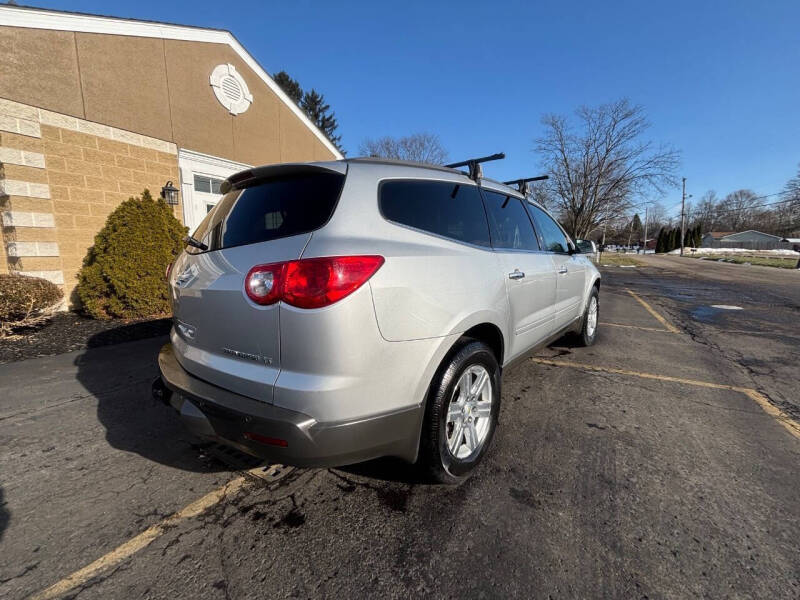 2011 Chevrolet Traverse LT