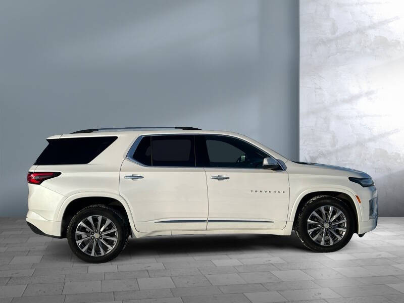 2023 Chevrolet Traverse Premier