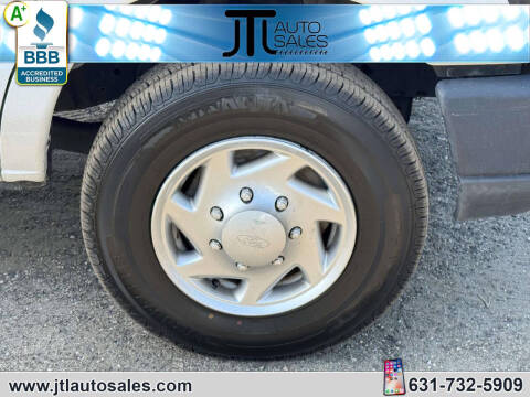 2013 Ford E-Series E-350 SD