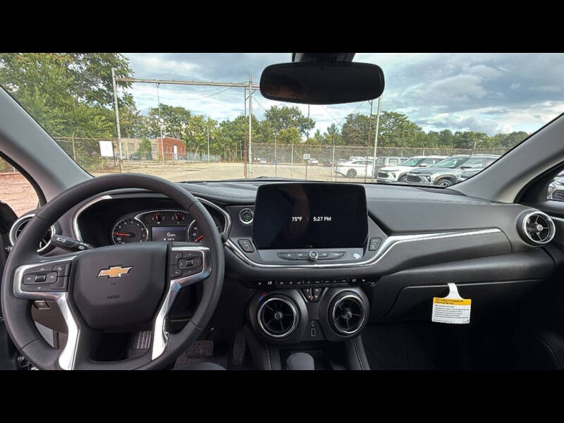 2025 Chevrolet Blazer LT