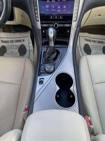 2014 Infiniti Q50 Premium