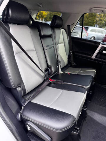 2017 Toyota 4Runner SR5 Premium