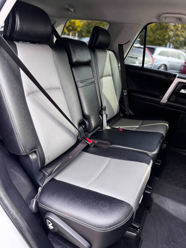 2017 Toyota 4Runner SR5 Premium