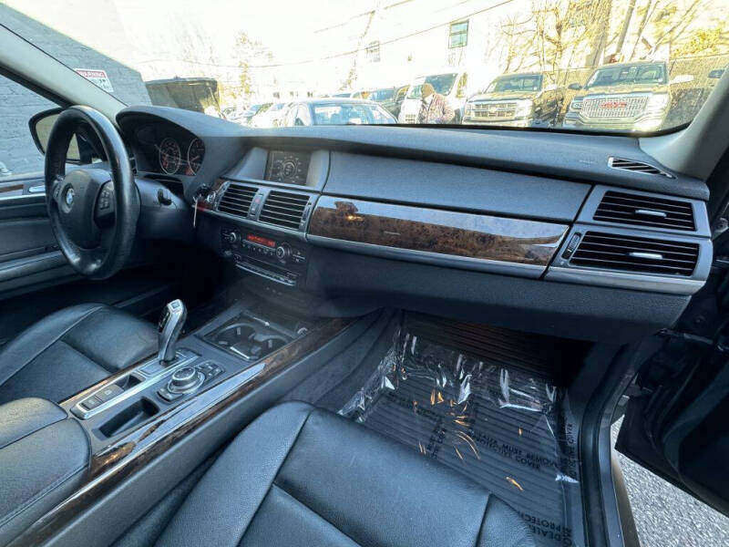 2010 BMW X5 xDrive30i