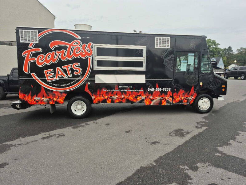 2001 Freightliner MT55 Chassis