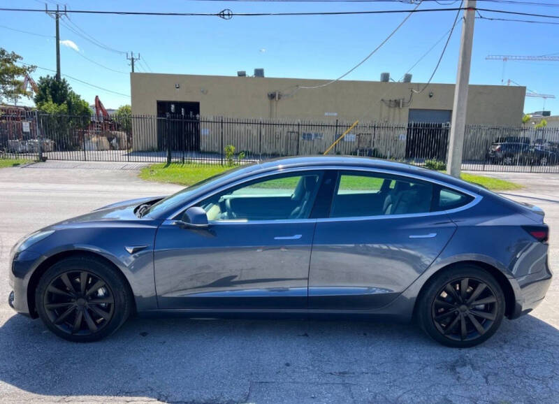 2020 Tesla Model 3 Standard Range Plus