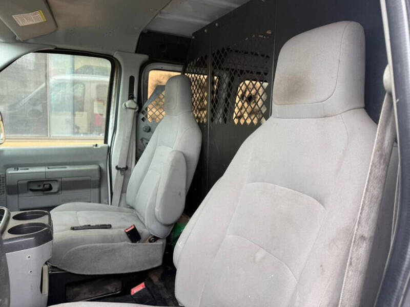 2013 Ford E-Series E-150