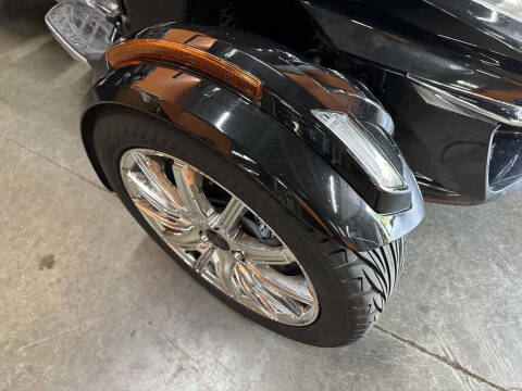 2016 Can-Am Spyder® RT Limited 6-Spee