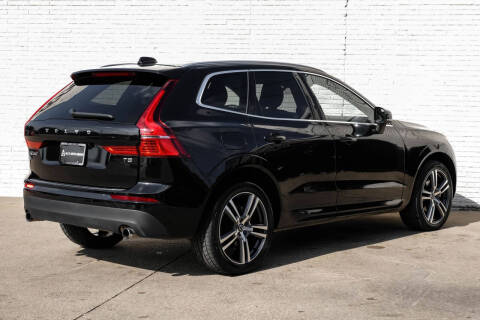 2021 Volvo XC60 T5 Momentum