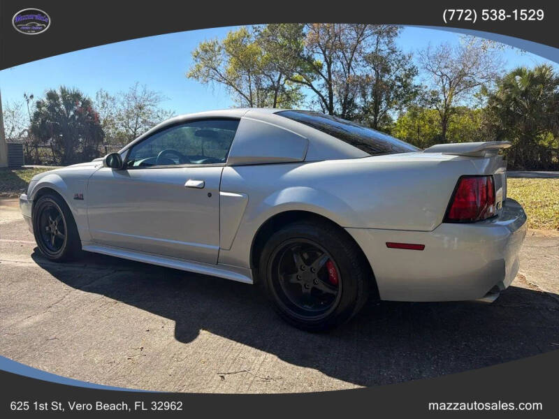 2002 Ford Mustang GT Deluxe